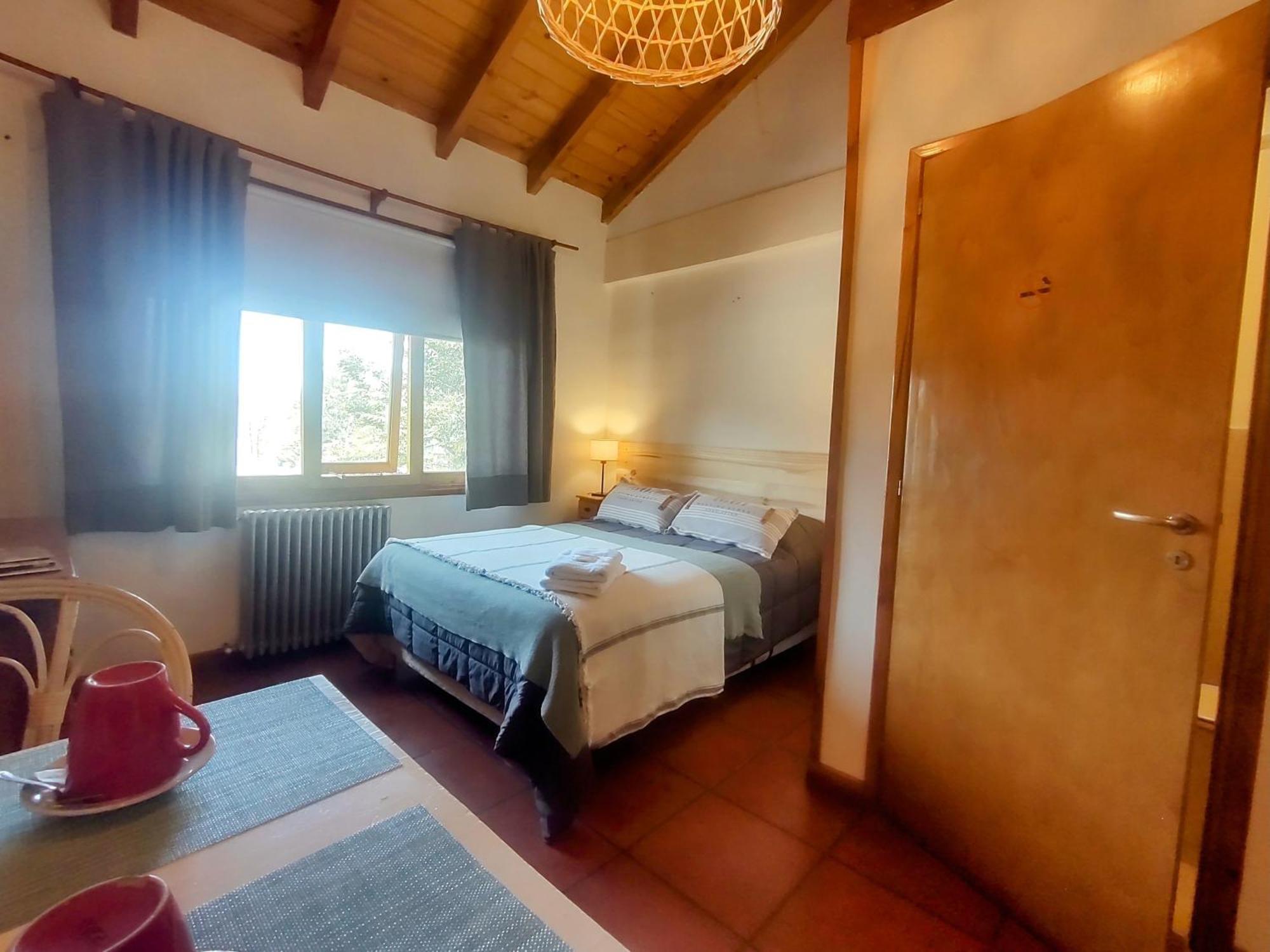 Hosteria Bajo Cero Villa La Angostura Szoba fotó