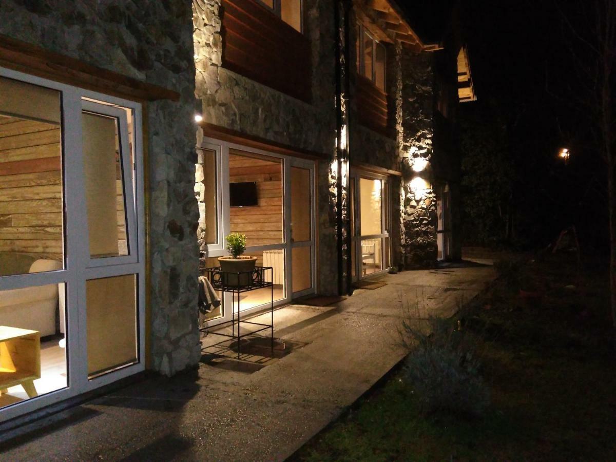 Hosteria Bajo Cero Villa La Angostura Kültér fotó